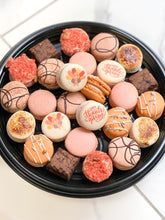 Load image into Gallery viewer, Thanksgiving Macaron Platter