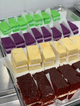 Load image into Gallery viewer, Cake Taster Box