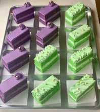 Load image into Gallery viewer, Cake Taster Box