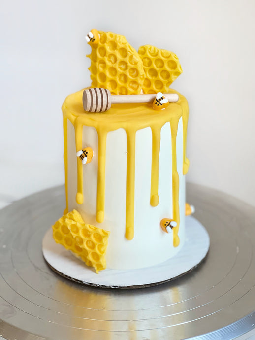 honey bee baby shower smash cake