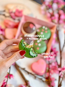 Valentine's Macaron Set | Dubai Chocolate Macaron